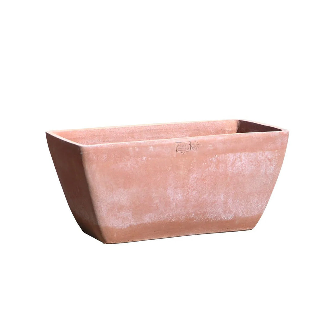Rektangulær terracottaplantekasse med lett skrånende sider og jevn, bruntonet overflate.