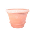 Rund bruntonet terracottakrukke med bred kant og svakt konisk form.